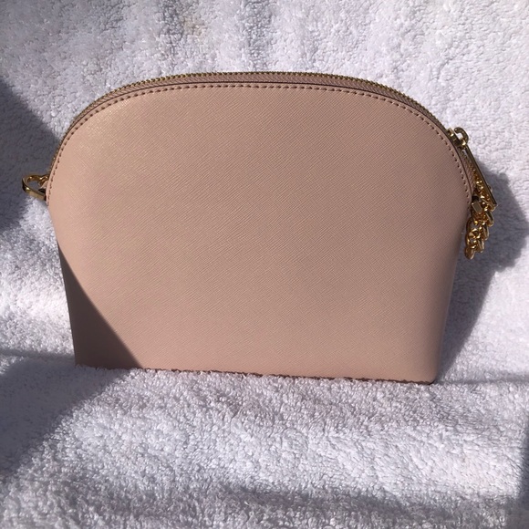 Michael Kors NWT Jet Set Travel Dome Crossbody - Picture 3 of 5